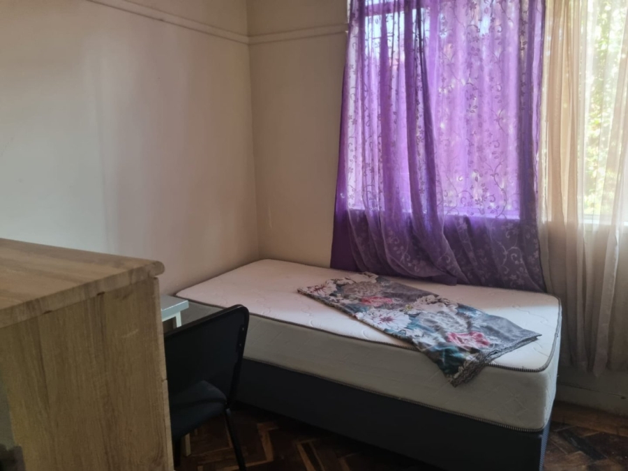 6 Bedroom Property for Sale in Park West Free State
